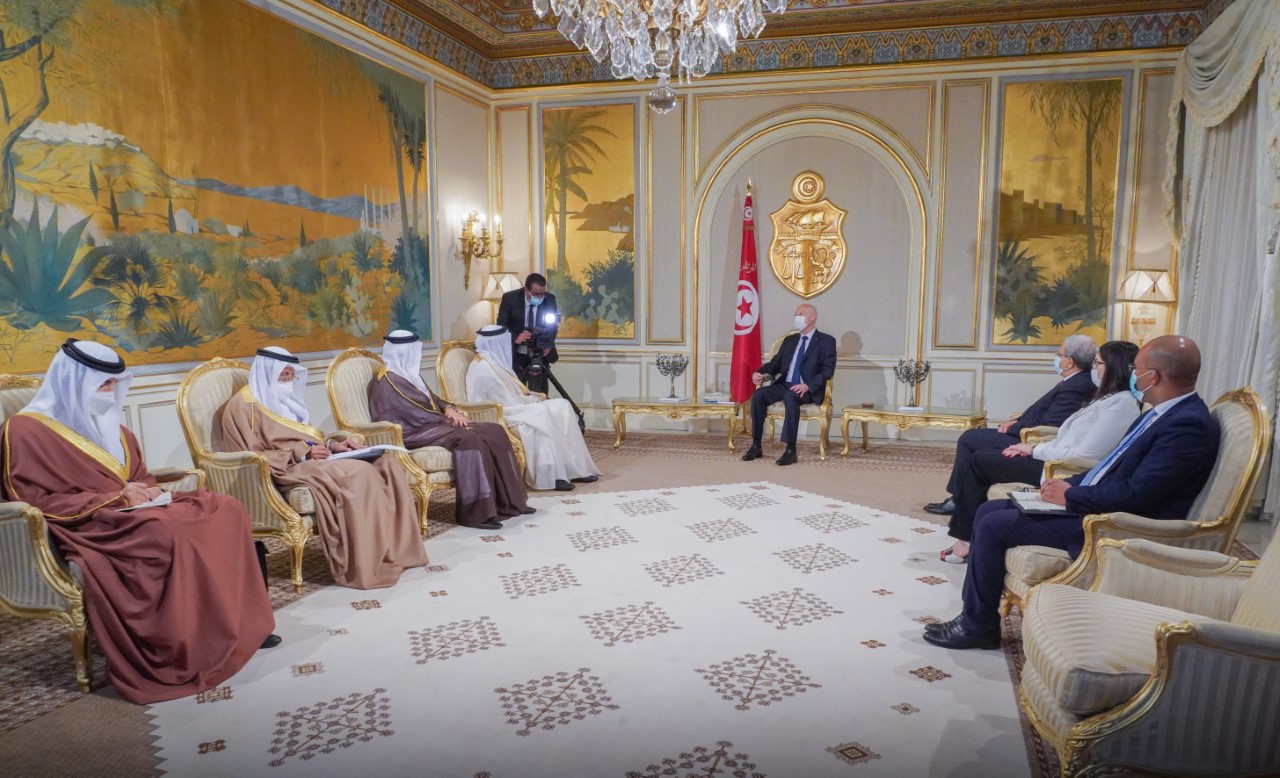 الرئيس التونسي يستقبل وزير خارجية البحرين.jpg2