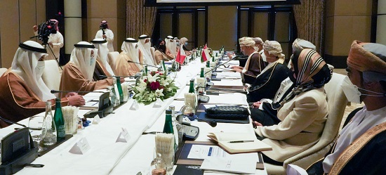 انعقاد الاجتماع السابع للجنة الوزارية المشتركة البحرينية العمانية.jpg3