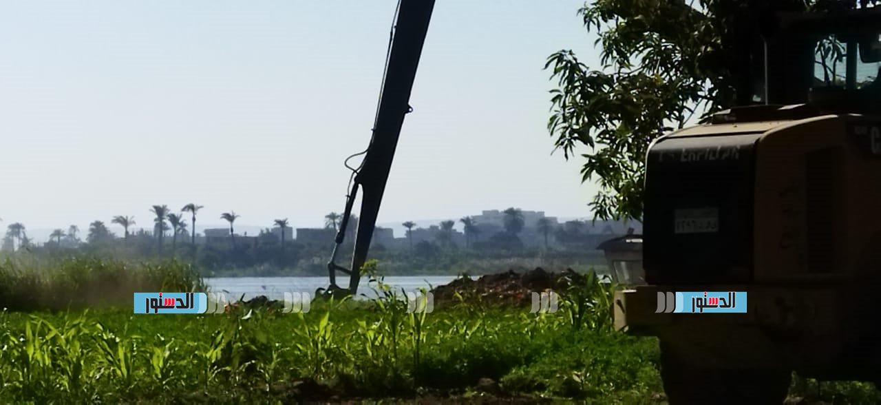 إزالة 14 حالة تعدي على النيل بجزيرة الوسطى بالفتح (10)
