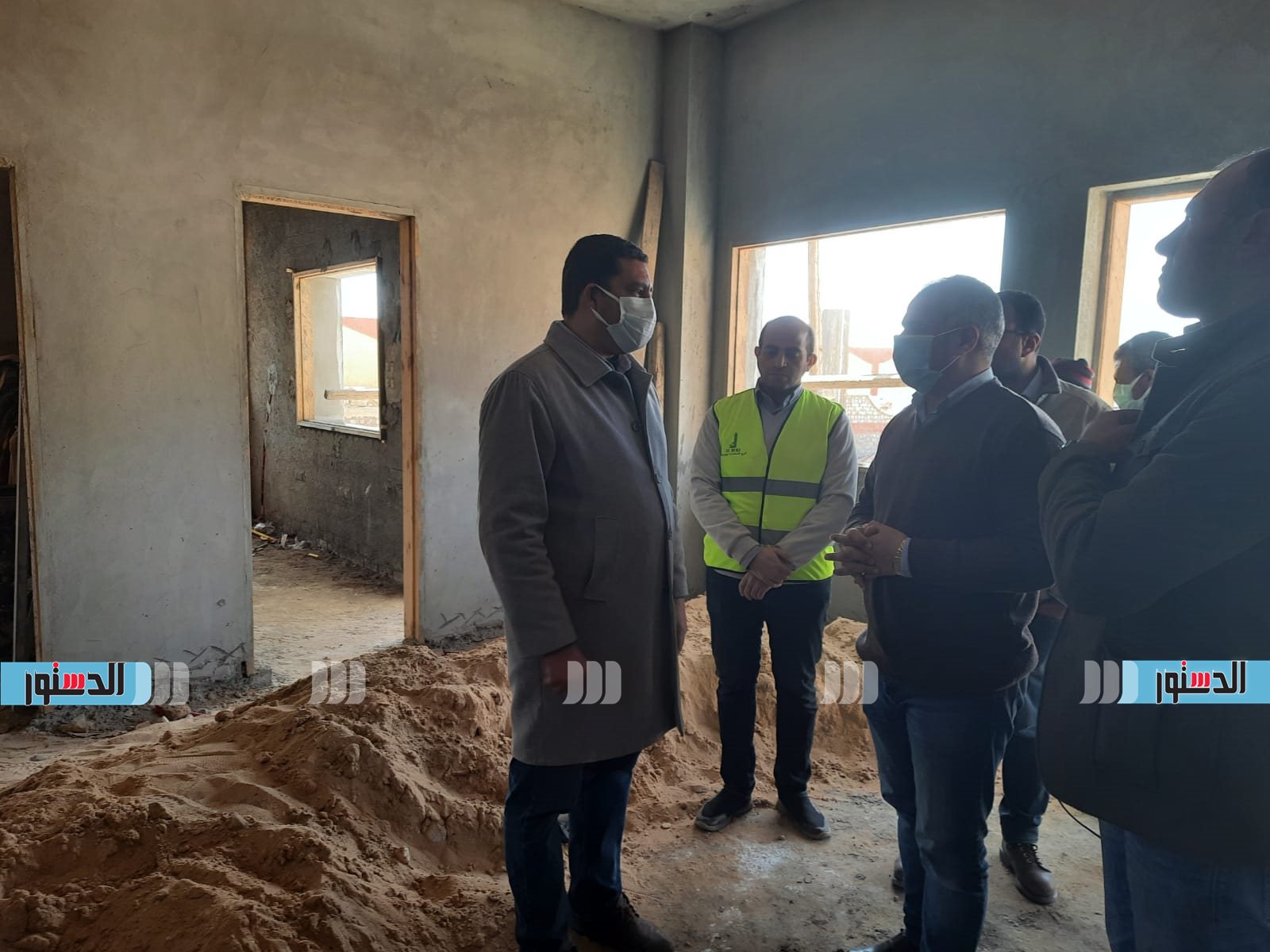 نائب المحافظ يتابع مشروعات قرى ساحل سليم (5)