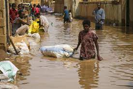 ارتفاع عدد ضحايا فيضانات السودان والضرر يشمل آلاف المنازل والأفدنة الزراعية  | أخبار | الجزيرة نت