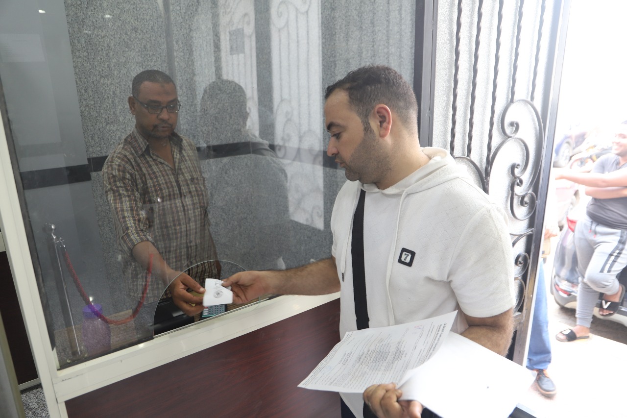  سير العمل داخل وحدة خدمات العمالة المصرية