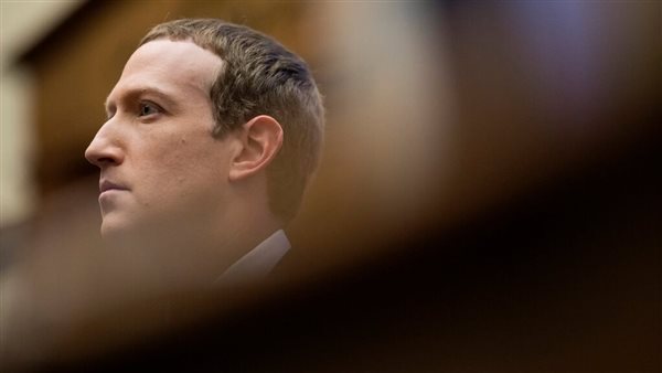 نيويورك تايمز: «محكمة فيسبوك» لمارك زوكربرج: أنت سيد القرار