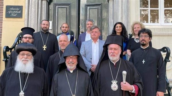 كواليس اجتماع ممثلي الكنائس الأرثوذكسية في أمستردام
