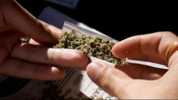 «سكك حديد مصر ومترو الأنفاق» تدعم قرارات الدولة بشأن متعاطى المخدرات