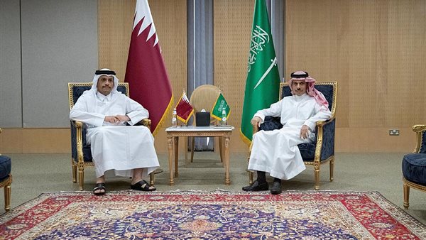 السعودية وقطر تبحثان تعزيز التنسيق الثنائي فى السياسة والأمن والاقتصاد