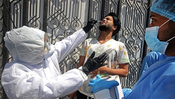 الصحة العراقية تعلن دخول البلاد في موجة وبائية جديدة من كورونا