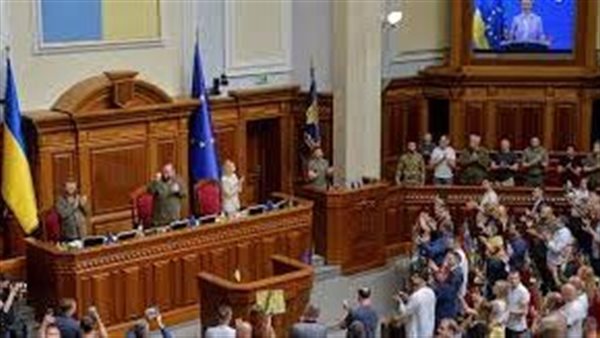 البرلمان الأوكراني يقر عقوبات على إيران بسبب دعمها العسكري لروسيا