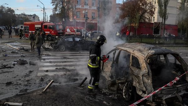 انفجارات قوية تهز مدينة كريفى ريه وسط أوكرانيا