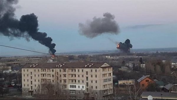 الشرطة الأوكرانية: صاروخ روسى يدمر مبنى سكنيًا فى كراماتورسك