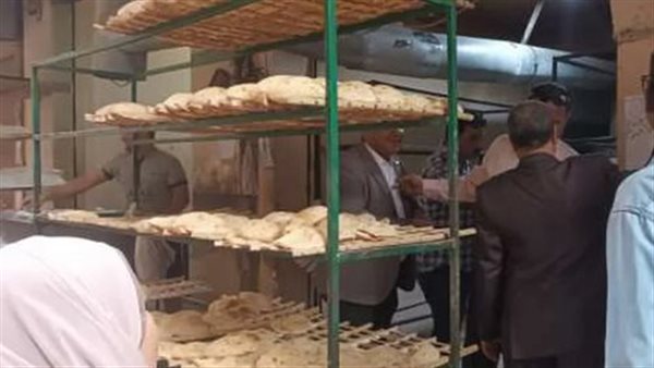 ضبط صاحب مخبز وزوجته لاستيلائهما على حصص تموينية بالقاهرة