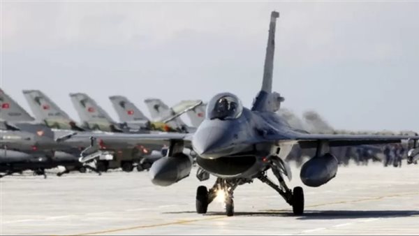 هولندا: نحرص على تدريب الطيارين الأوكرانيين على طائرات إف 16