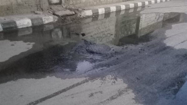 محافظ المنيا: حل مشكلة انسداد بغرفة الصرف الصحى فى شارع ببنى مزار