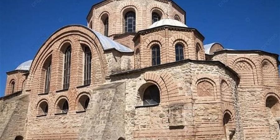 الكنيسة البيزنطية في مصر تحتفل بعيد القيامة المجيد