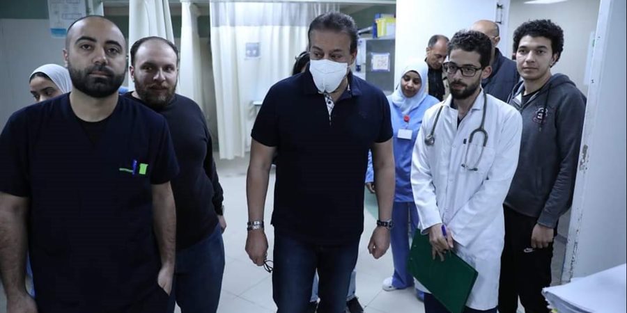 وزير الصحة يضرب بيد من حديد.. إحالة المخالفين بالمستشفيات للتحقيق